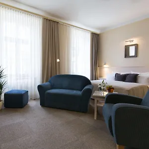 https://unitas-hotel.praguehotelsweb.com